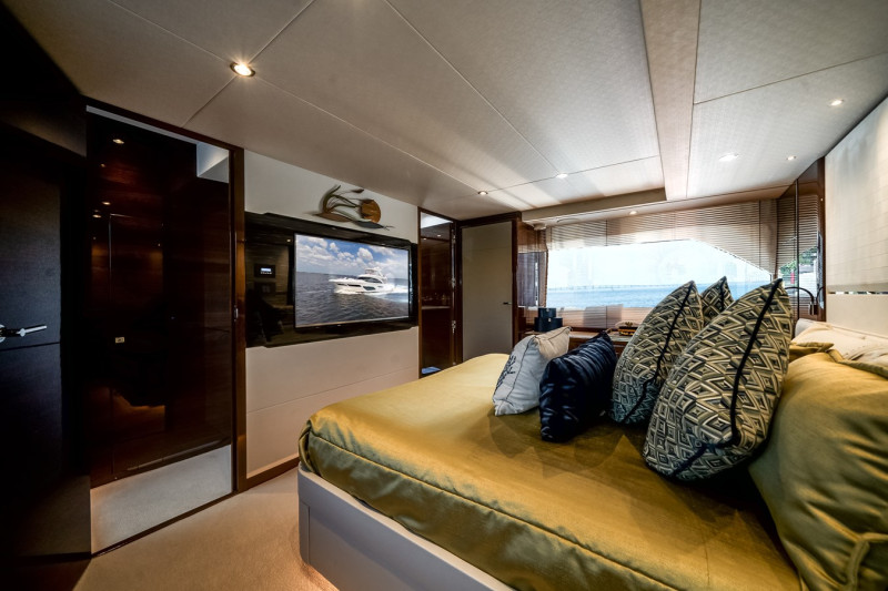 2019 70' 0" PRINCESS YACHTS