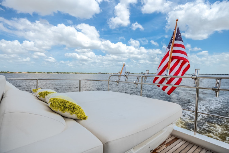 2019 70' 0" PRINCESS YACHTS