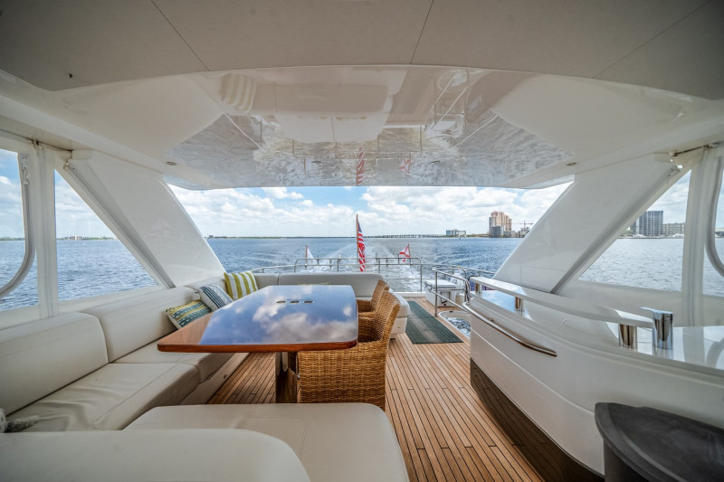 2019 70' 0" PRINCESS YACHTS