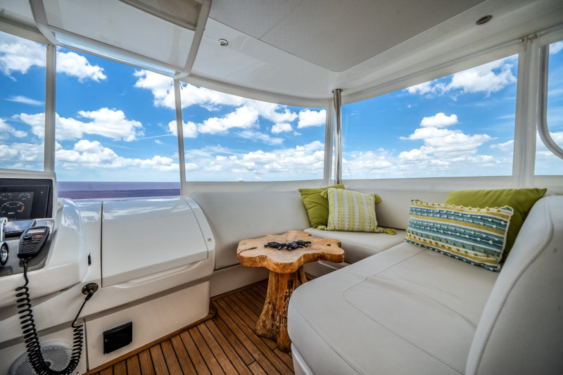 2019 70' 0" PRINCESS YACHTS