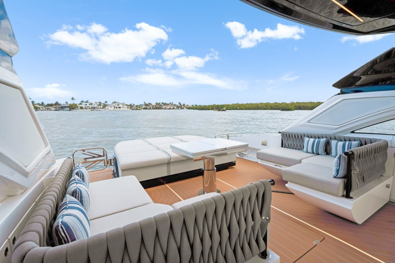 SUPERHAWK 55 2023 55' 0" SUNSEEKER