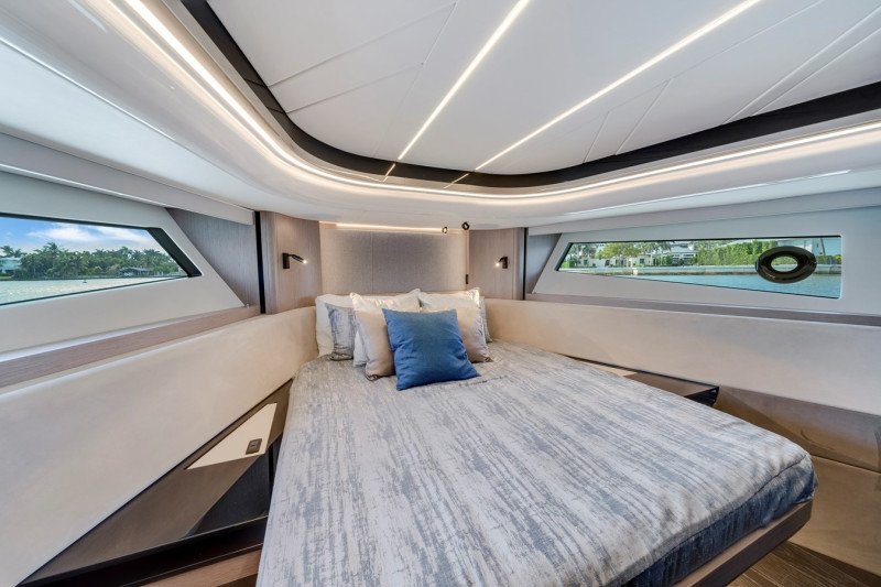 SUPERHAWK 55 2023 55' 0" SUNSEEKER