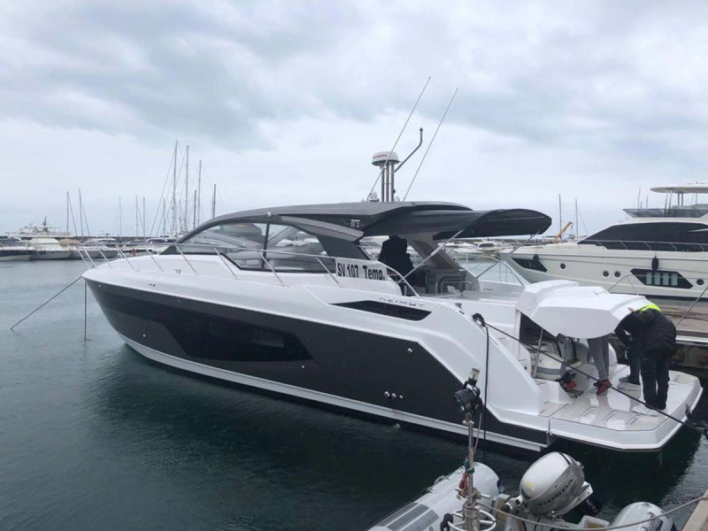ATLANTIS 51 2018 51' 0" AZIMUT YACHTS
