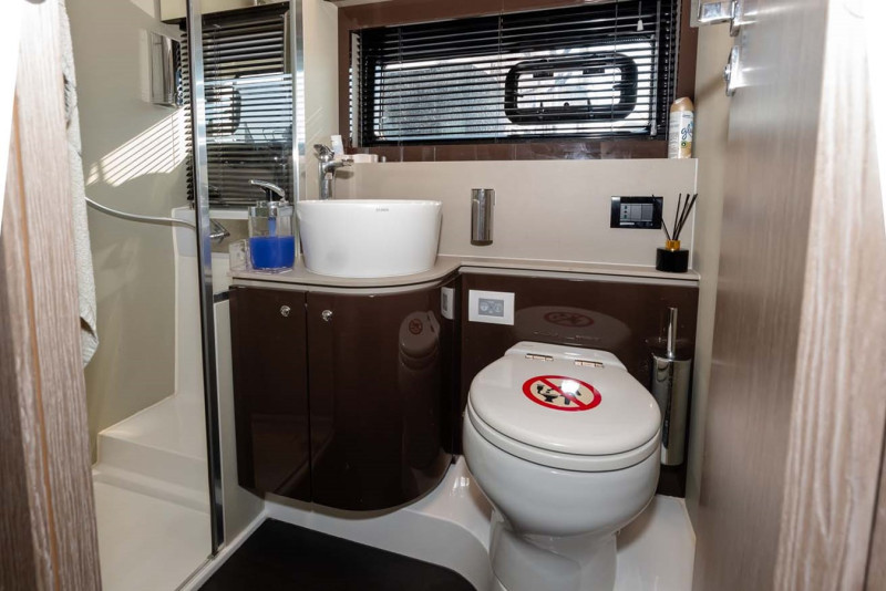 ATLANTIS 51 2018 51' 0" AZIMUT YACHTS