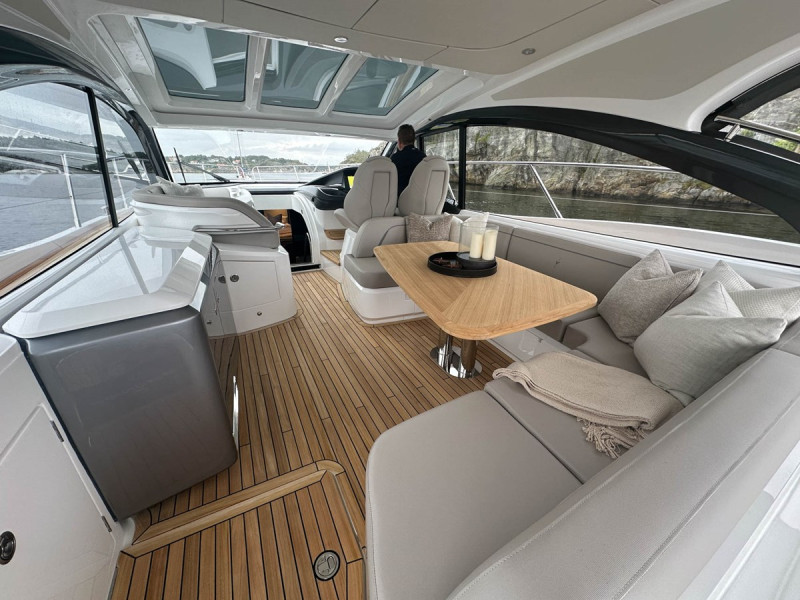 PRINCESS V50 OPEN 2024 52' 7" PRINCESS YACHTS