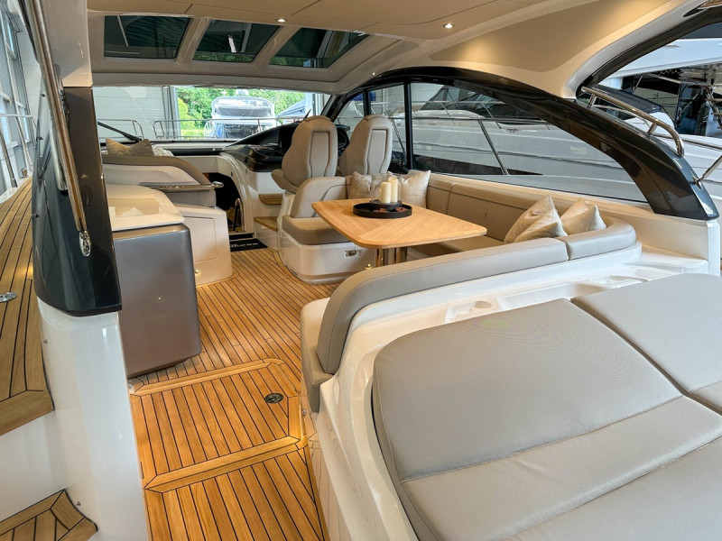 PRINCESS V50 OPEN 2024 52' 7" PRINCESS YACHTS