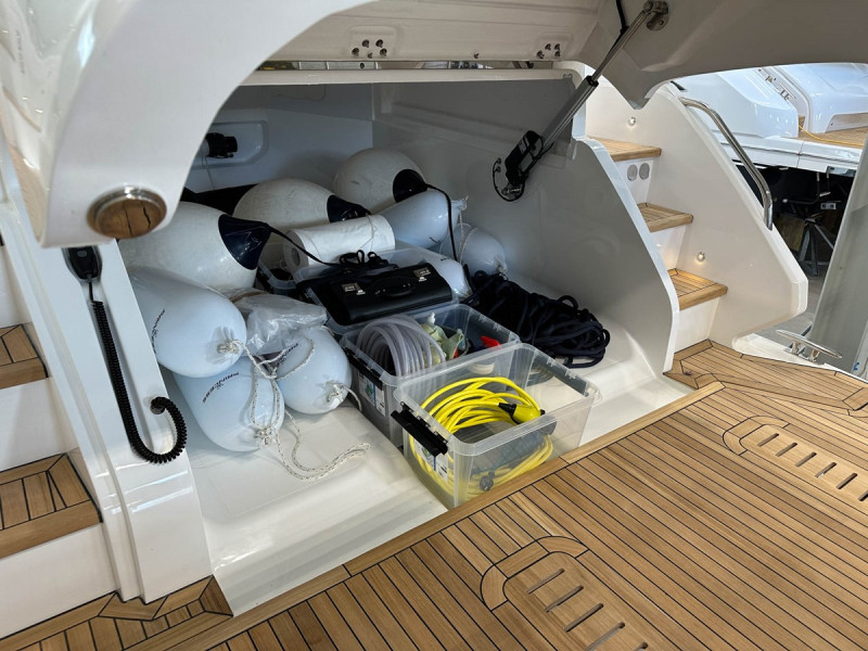 PRINCESS V50 OPEN 2024 52' 7" PRINCESS YACHTS