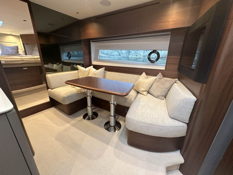 PRINCESS V50 OPEN 2024 52' 7" PRINCESS YACHTS