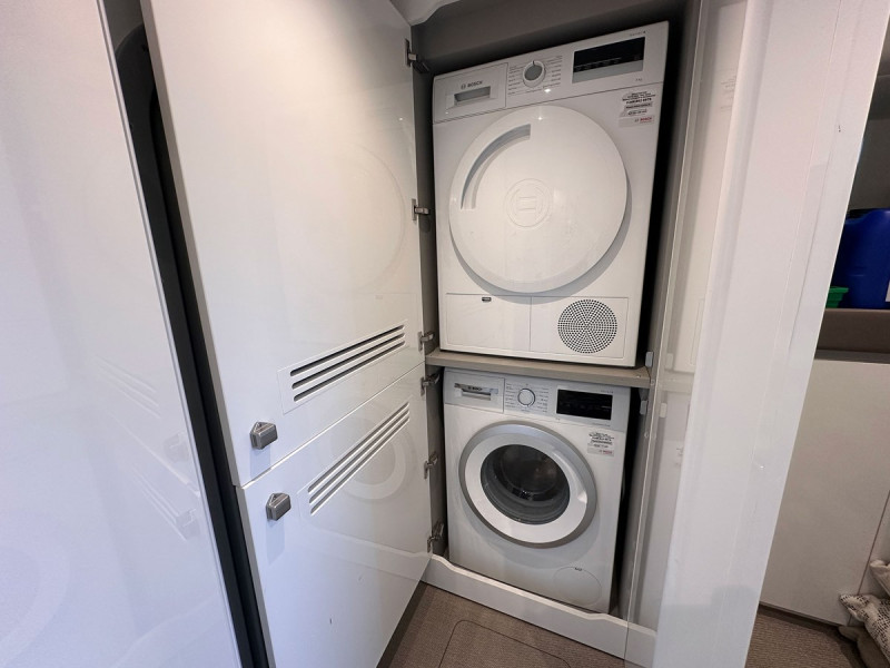 PRINCESS X80 2024 82' 5" PRINCESS YACHTS