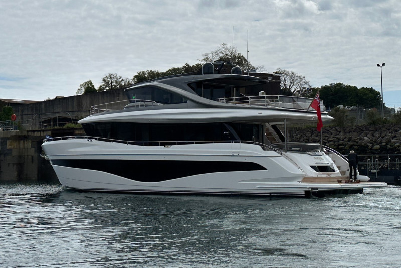 PRINCESS X80 2024 82' 5" PRINCESS YACHTS