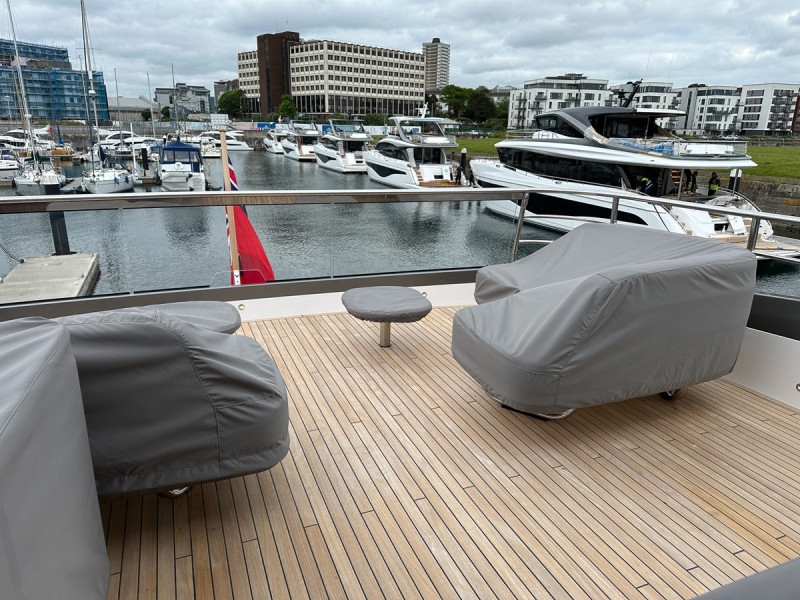 PRINCESS X80 2024 82' 5" PRINCESS YACHTS