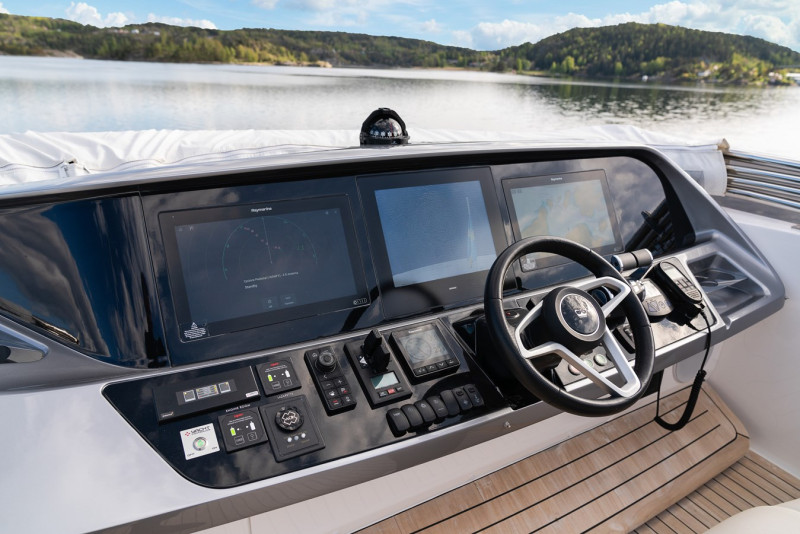 PRINCESS S72 2023 75' 9" PRINCESS YACHTS