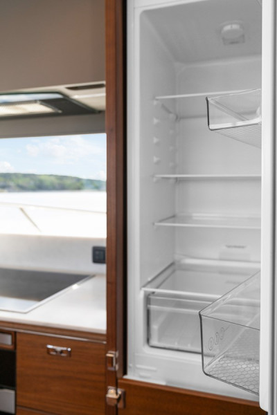 PRINCESS S72 2023 75' 9" PRINCESS YACHTS