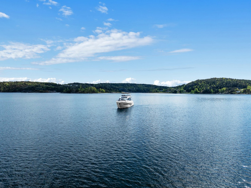 PRINCESS S72 2023 75' 9" PRINCESS YACHTS