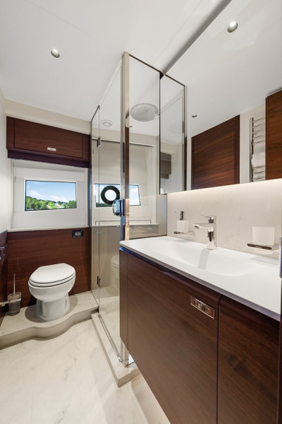 PRINCESS S72 2023 75' 9" PRINCESS YACHTS