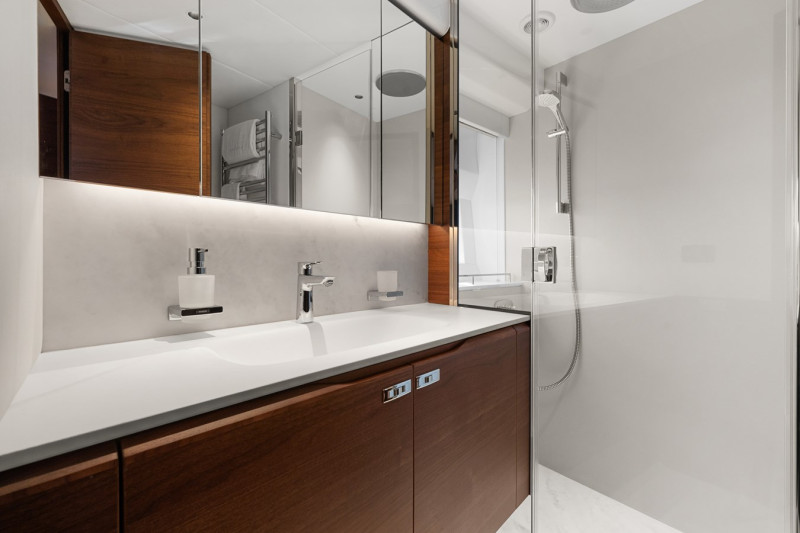 PRINCESS S72 2023 75' 9" PRINCESS YACHTS