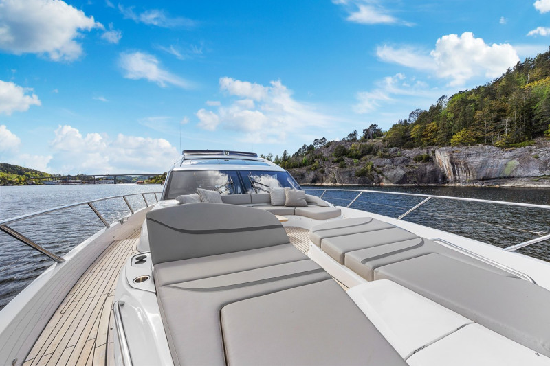 PRINCESS S72 2023 75' 9" PRINCESS YACHTS