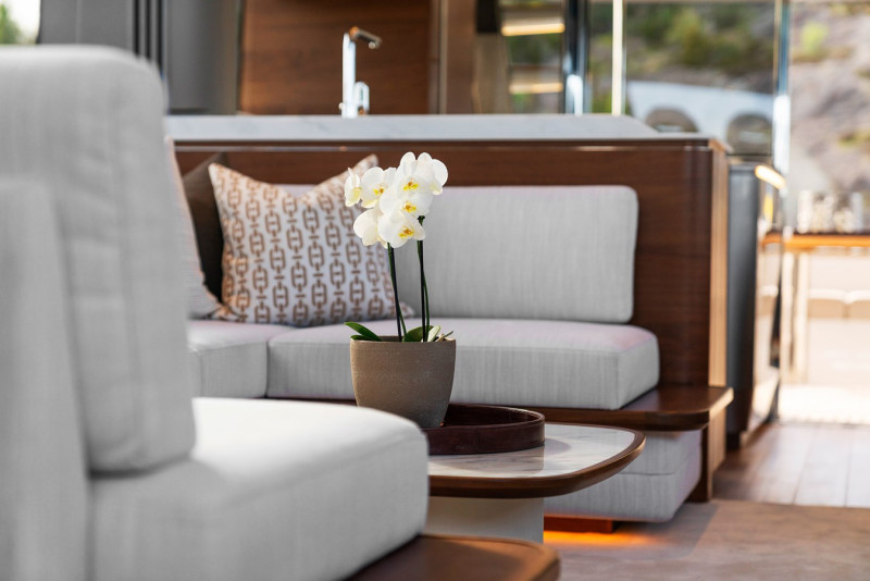 PRINCESS S72 2023 75' 9" PRINCESS YACHTS