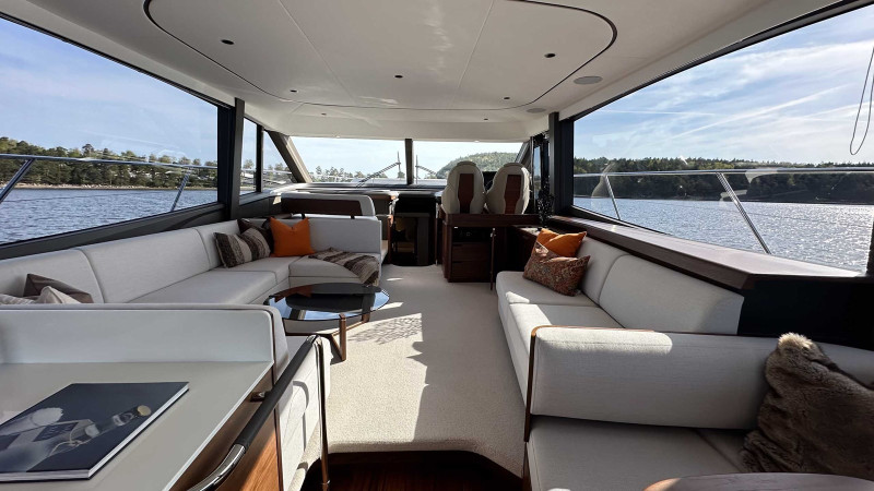 PRINCESS F65 2023 66' 7" PRINCESS YACHTS