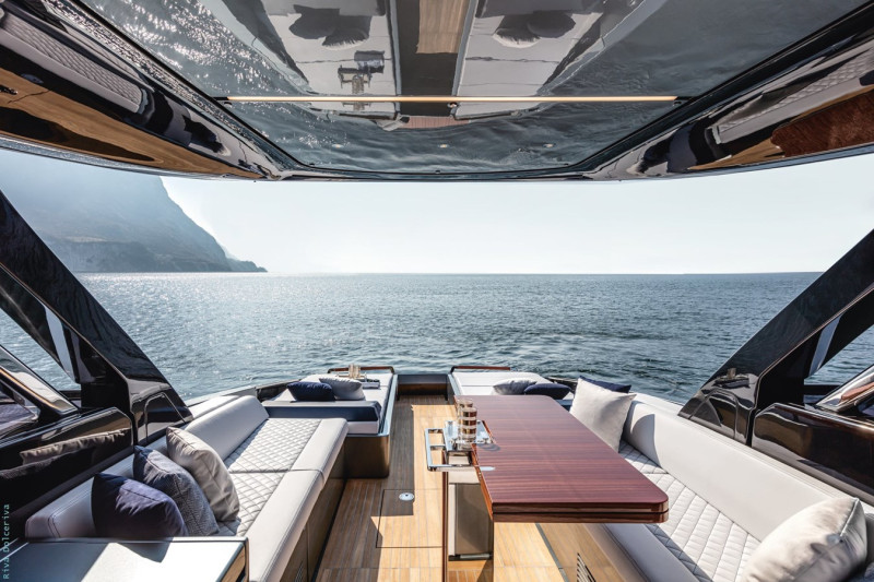 2021 48' 11" RIVA YACHT