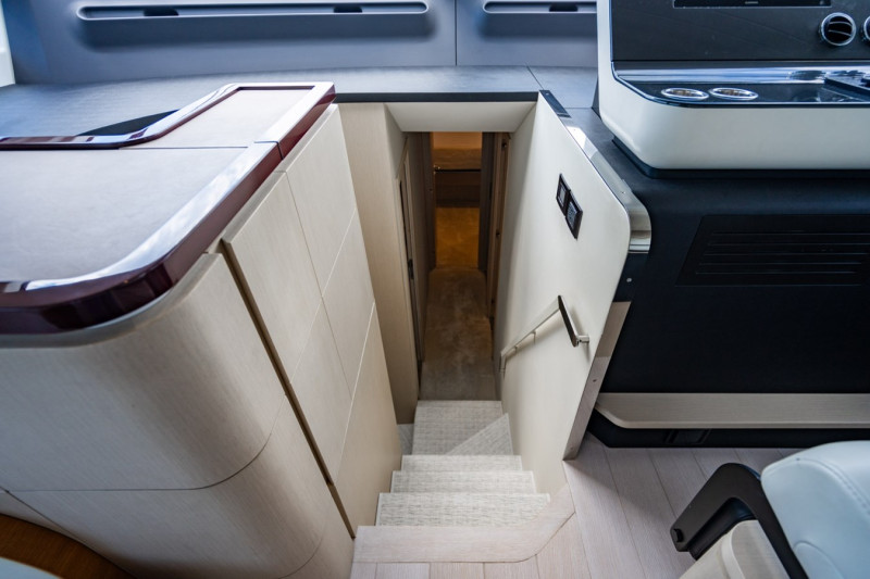 FLY 68 2023 68' 0" AZIMUT YACHTS