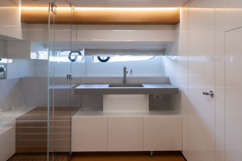 BG62 2021 61' 8" BLUEGAME