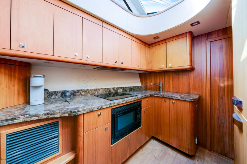 2011 60' 2" SUNSEEKER