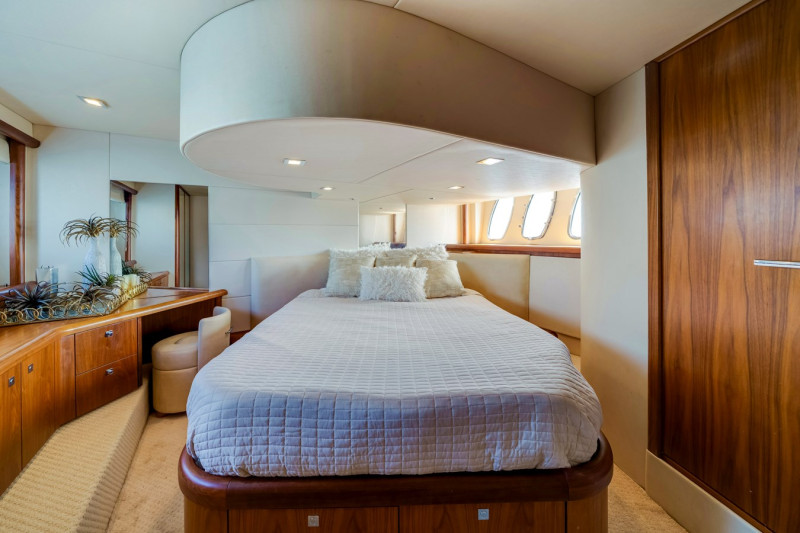 2011 60' 2" SUNSEEKER