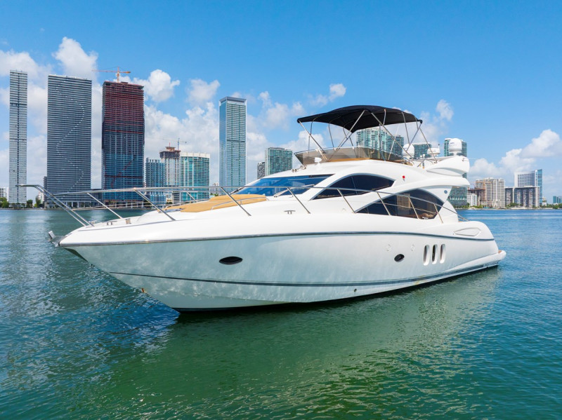 2011 60' 2" SUNSEEKER