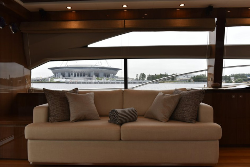 2013 73' 4" PRINCESS YACHTS