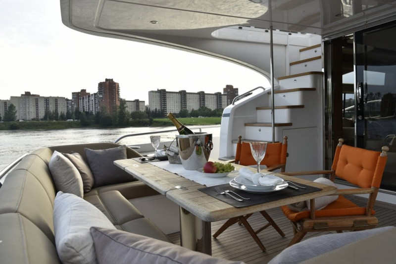 2013 73' 4" PRINCESS YACHTS