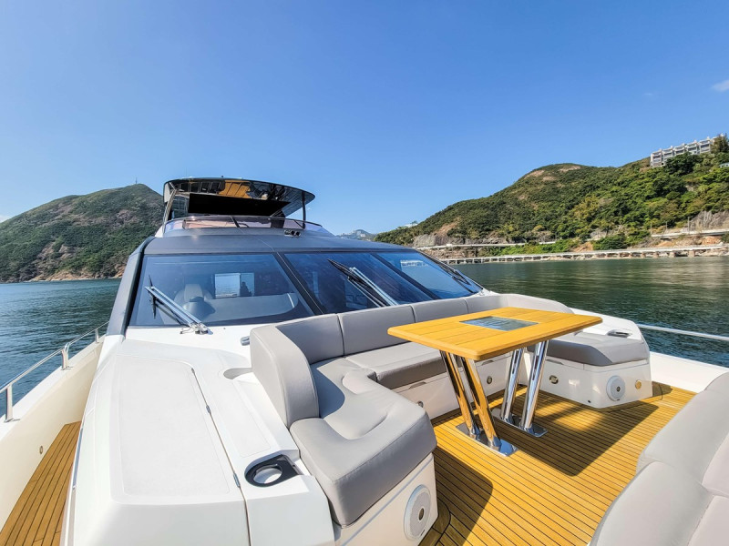 SUNSEEKER 86 2016 86' 4" SUNSEEKER