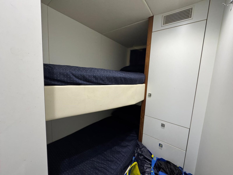 SUNSEEKER 86 2016 86' 4" SUNSEEKER