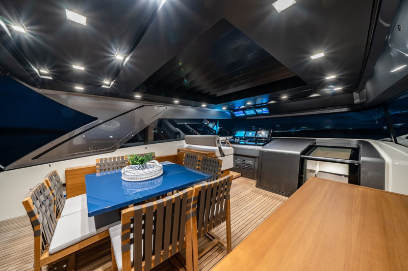 SX76 2021 77' 11" SANLORENZO YACHTS