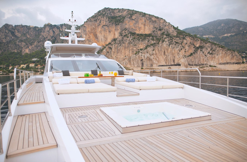 GRANDE 35M 2017 113' 8" AZIMUT YACHTS