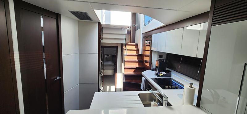 74 XPS PREDATOR 2020 74' 0" SUNSEEKER