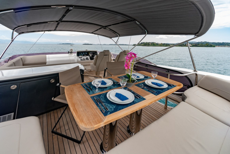 2019 65' 7" PRINCESS YACHTS