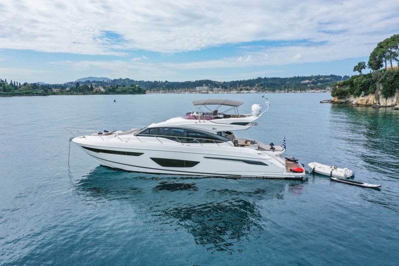 2019 65' 7" PRINCESS YACHTS