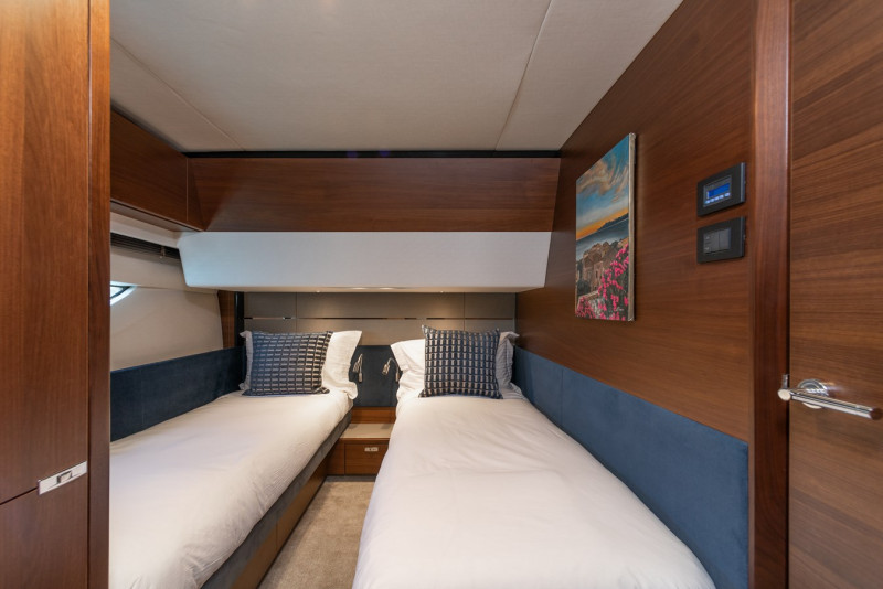 2019 65' 7" PRINCESS YACHTS