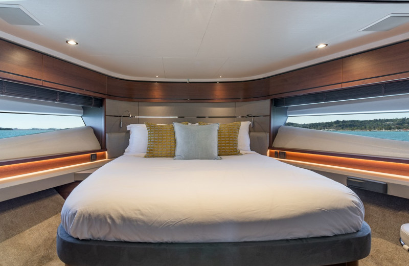 2019 65' 7" PRINCESS YACHTS