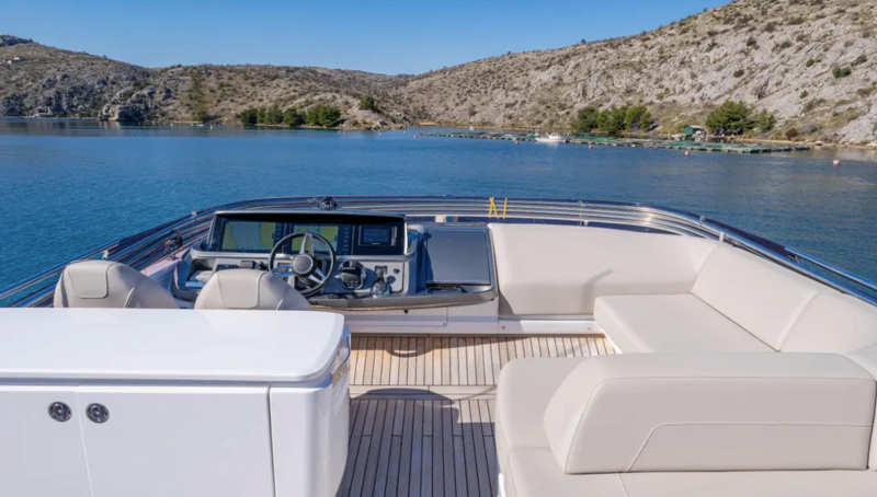 F55 2021 PRINCESS YACHTS