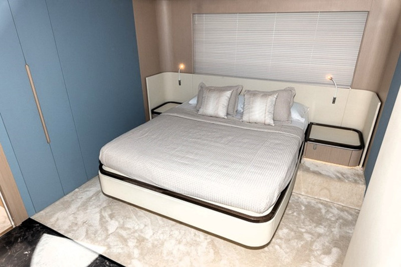 FLY 68 2024 68' 10" AZIMUT YACHTS