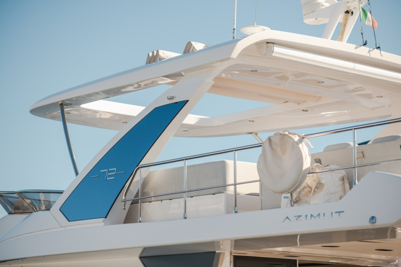 FLY 72 2023 74' 3" AZIMUT YACHTS