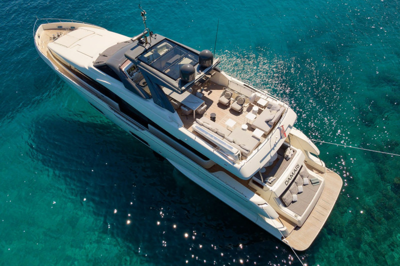 2019 95' 10" FERRETTI YACHTS
