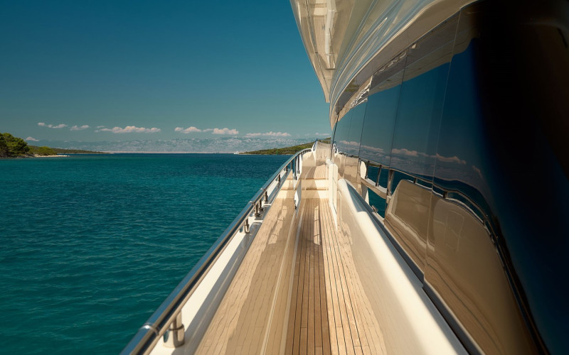 2019 95' 10" FERRETTI YACHTS