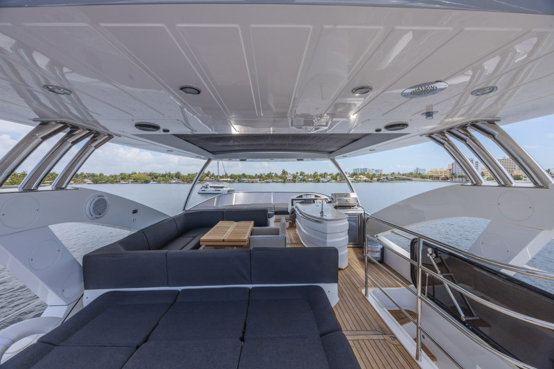 75 YACHT 2017 75' 0" SUNSEEKER