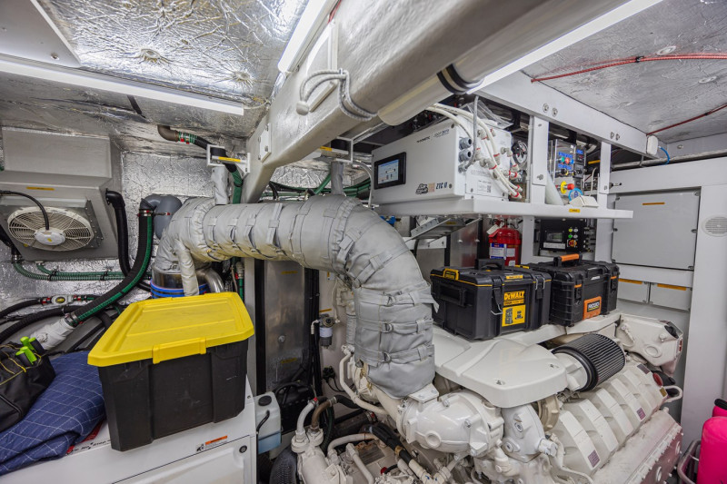 75 YACHT 2017 75' 0" SUNSEEKER