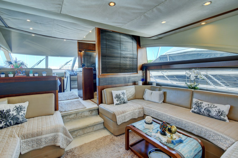 2009 62' 0" PRINCESS YACHTS