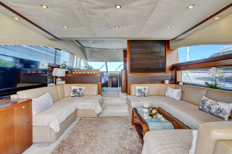 2009 62' 0" PRINCESS YACHTS
