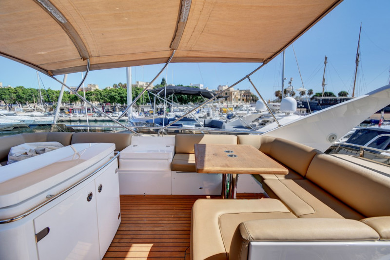 2009 62' 0" PRINCESS YACHTS